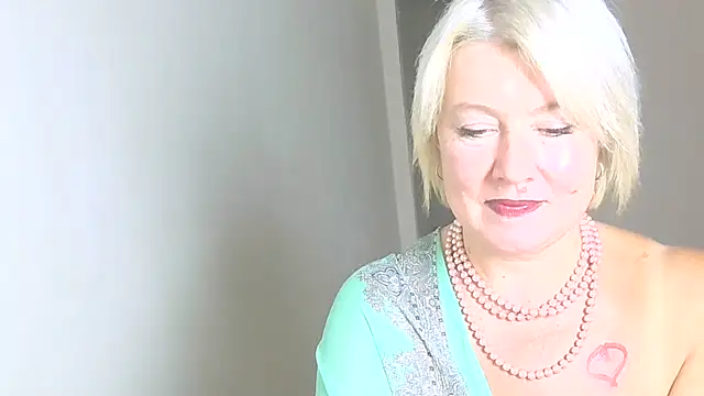 MollyyJoyy online show from July 28, 7:39 pm