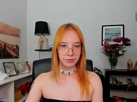 foxSonya online show from July 6, 5:35 am