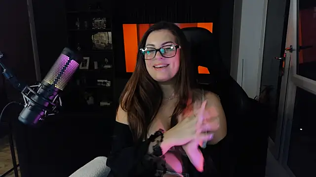 AvaKayley online show from May 23, 11:47 pm