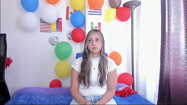 marithorner  online show from June 16, 2:18 pm