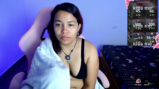 sexydiabliita online show from June 3, 10:38 am