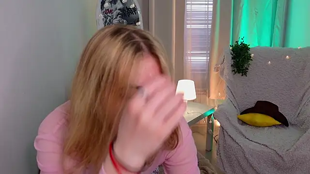 MilanaRayy online show from July 25, 5:47 am