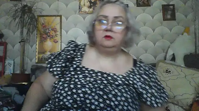 MarinaFarina53 online show from July 25, 5:58 am