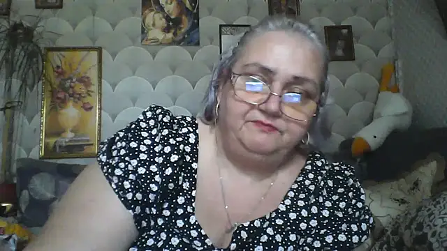 MarinaFarina53 online show from July 17, 3:16 pm