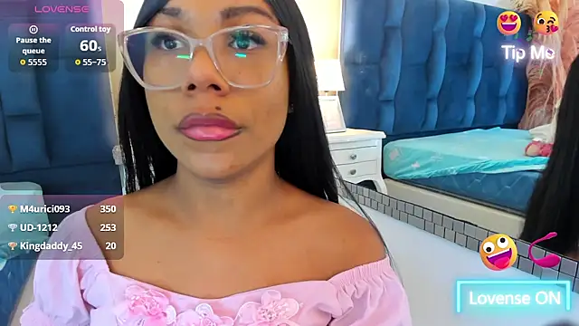 Erikaamore online show from July 28, 4:39 pm