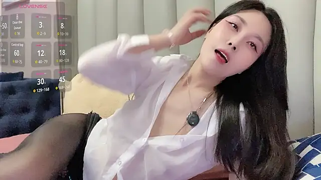 Emma qiqi online show from July 10, 1:28 am