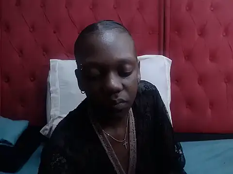INNOCENTSLUT25 online show from May 27, 6:27 pm