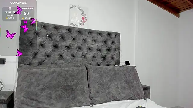 Alana2916 online show from June 9, 12:59 pm