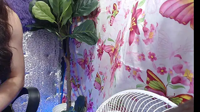 RoseAmarie online show from July 22, 5:36 pm