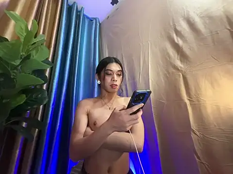 RoseAmarie online show from July 31, 9:05 pm