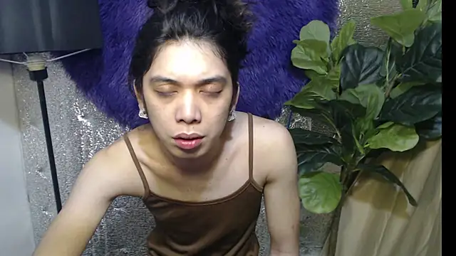 RoseAmarie online show from June 11, 4:53 am
