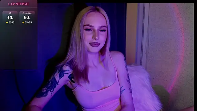 MichelleVelour online show from June 8, 5:14 pm