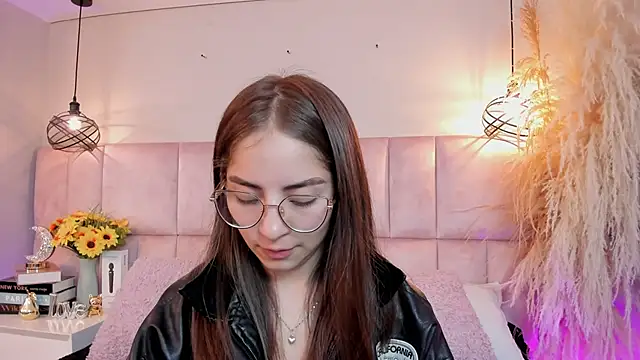kely morgan online show from June 20, 3:32 am