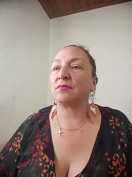 dangerous milf online show from July 28, 8:45 pm
