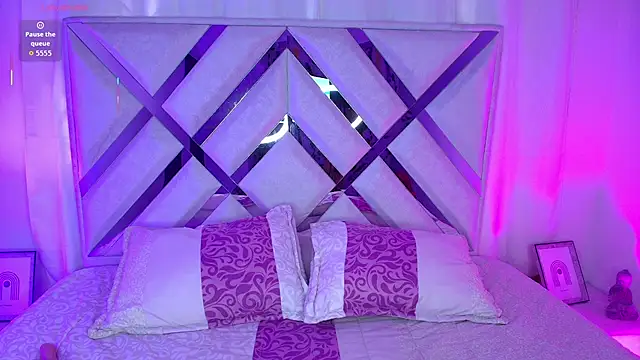 thalia gomez   online show from June 2, 8:32 pm