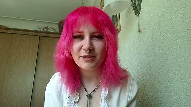 KamiBleich online show from May 18, 8:09 am