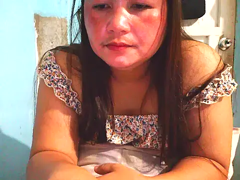 xsweetlover69x online show from July 28, 8:52 pm