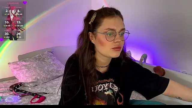 lolaluxe69 online show from May 18, 2:12 pm