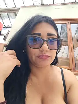 Amina--789 online show from July 22, 4:30 pm