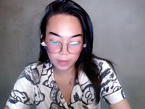 Urbabydollxxx online show from July 25, 2:46 pm