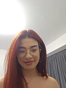 VipFOXXY online show from August 1, 9:06 pm