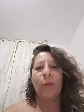 Nikki milf69 online show from May 28, 6:22 am