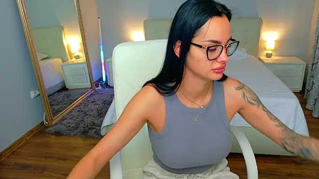 BabyyGirll  online show from July 23, 6:21 am