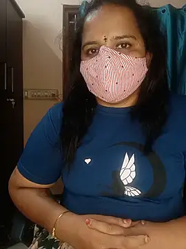 pirainilla online show from June 15, 5:35 pm