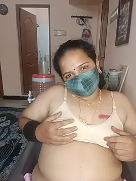 pirainilla online show from June 3, 3:39 pm