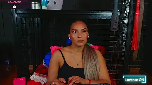 Briana pratt online show from July 27, 12:35 pm