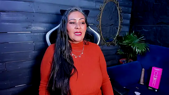 Victoria kyler online show from July 28, 6:20 pm