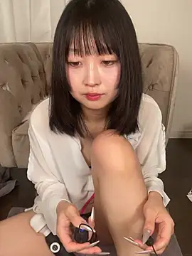 yu nya online show from May 21, 10:02 am