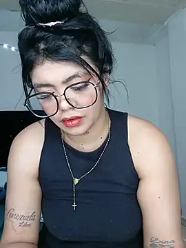 luxuryluna online show from July 1, 1:49 am