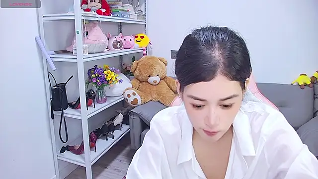 QinQin-888 online show from July 13, 1:34 pm