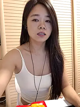 yueyue 99 online show from May 27, 3:09 pm