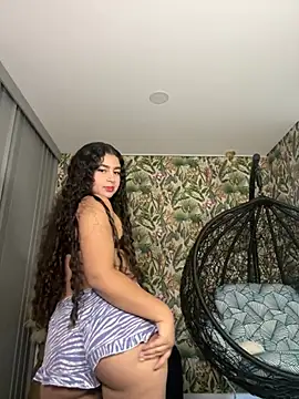 Abby Zaf online show from May 20, 9:45 pm
