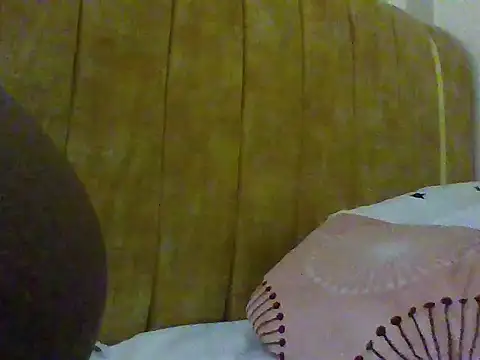 petite hottie online show from May 29, 7:01 pm