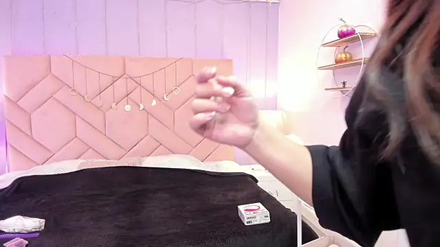 Sara Deen online show from July 14, 11:37 am