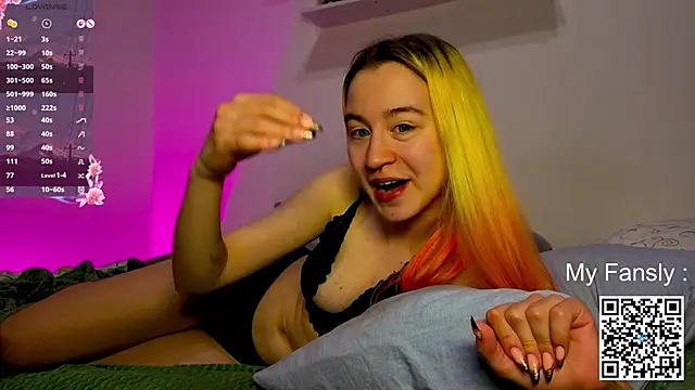 Emilya201 online show from May 30, 10:05 pm