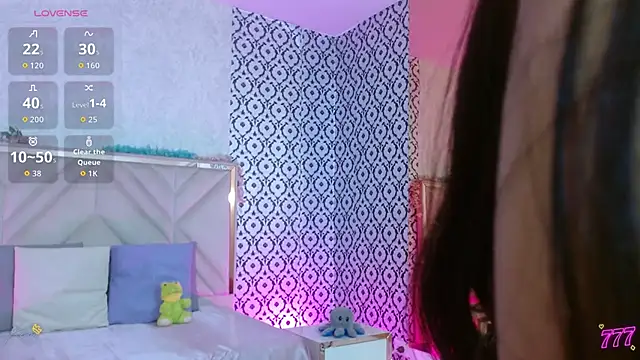 fiory tay online show from May 29, 7:12 pm