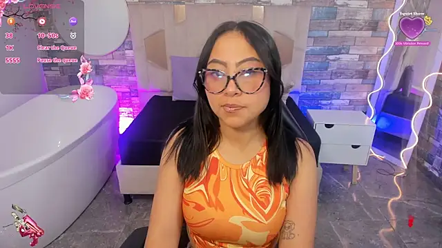 Amhira Tay online show from July 27, 7:33 pm