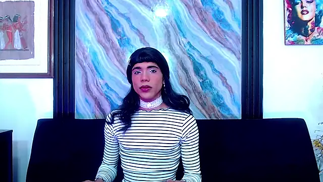Elena and Julian online show from June 4, 6:45 pm