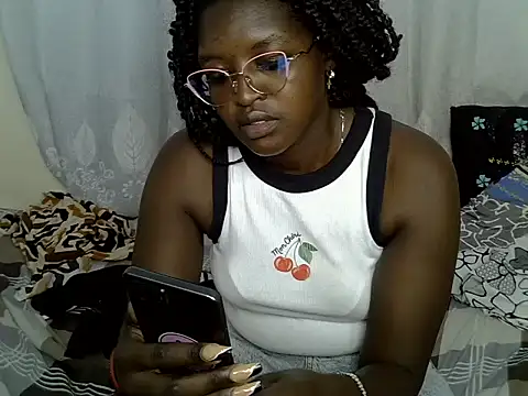 Lorainebabes online show from June 15, 7:08 am