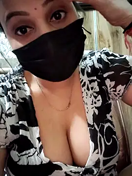 HORNI SHALU50 online show from May 31, 6:09 pm