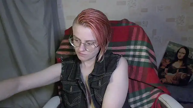   Freya    online show from June 24, 6:29 pm