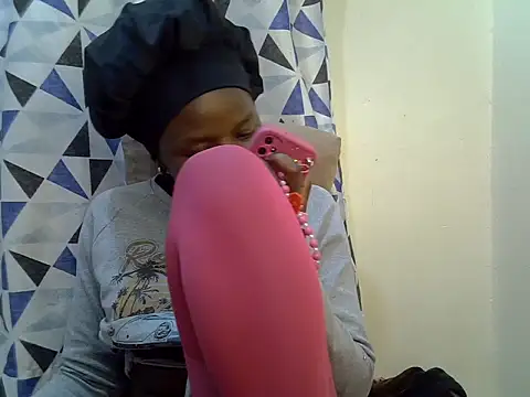 Simply Naughty0 online show from July 28, 7:39 pm