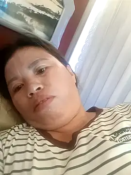 -Yeyi- online show from May 30, 2:37 pm