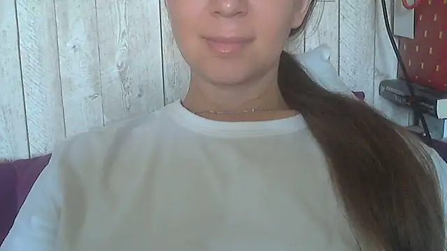 Bella--White online show from May 26, 5:51 am
