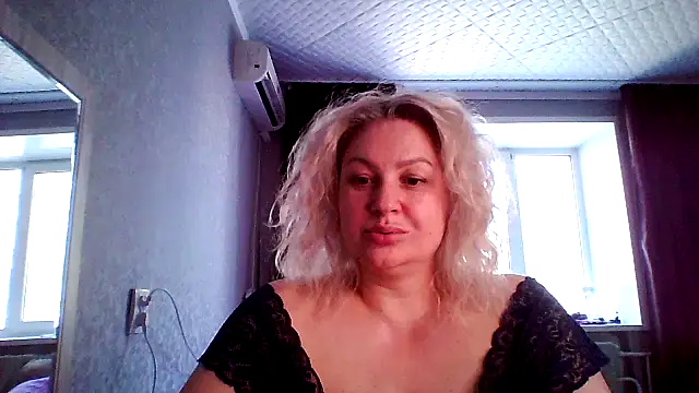 MissisXL online show from May 23, 6:56 am
