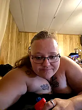 Snapshot of subbybabygirl696985 chatting on May 21, 7:12 pm subbybabygirl696985 online show from May 21, 7:12 pm